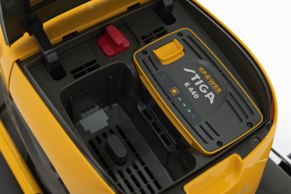 Аккумуляторная газонокосилка Stiga Multiclip 547 AE KIT несамоходная | 298471058/ST1